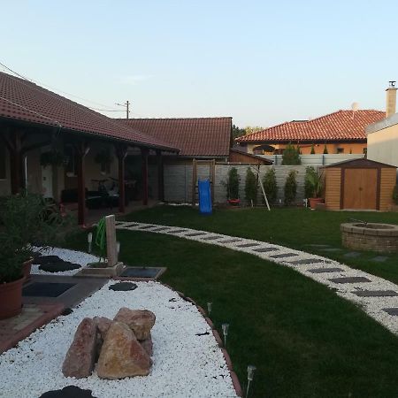 Apartmany Dimitra Štúrovo 外观 照片